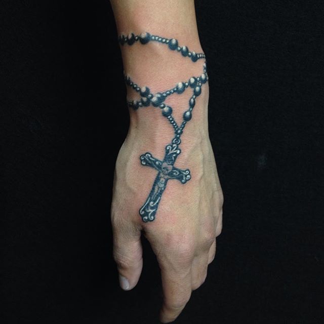 150 Top Rated Amazing Rosary Tattoo Designs This Year - Body Tattoo Art How To Wear A Rosary Around Your Wrist