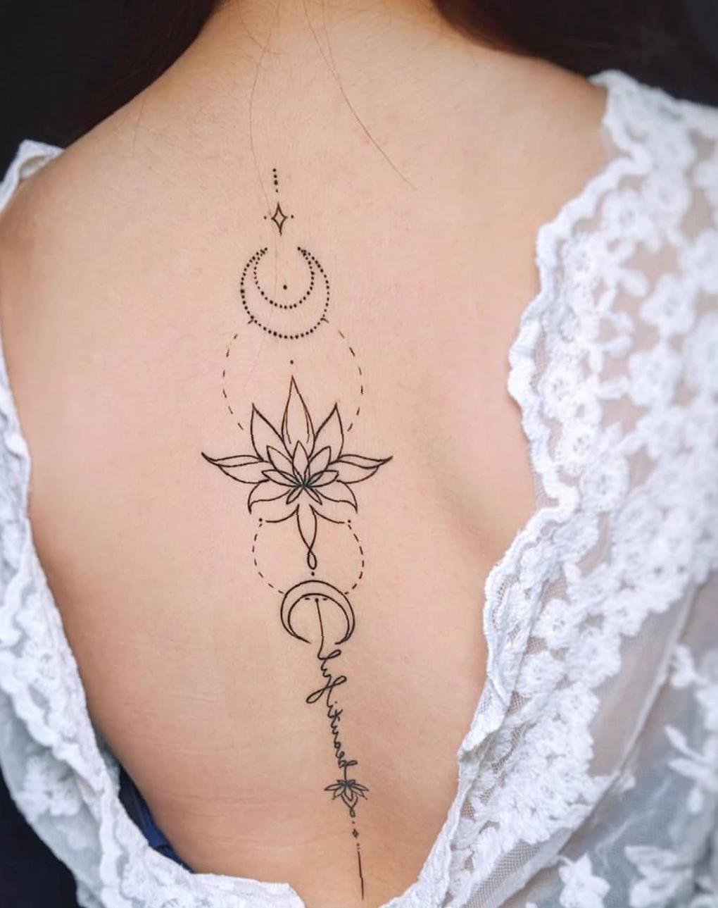 Stylish Back Tattoo Designs And Placement Ideas For Elegant Girls Body Tattoo Art