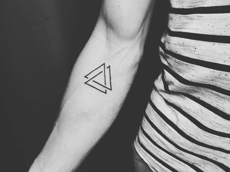 The Meaning Behind the Penrose Triangle Tattoo - wide 3