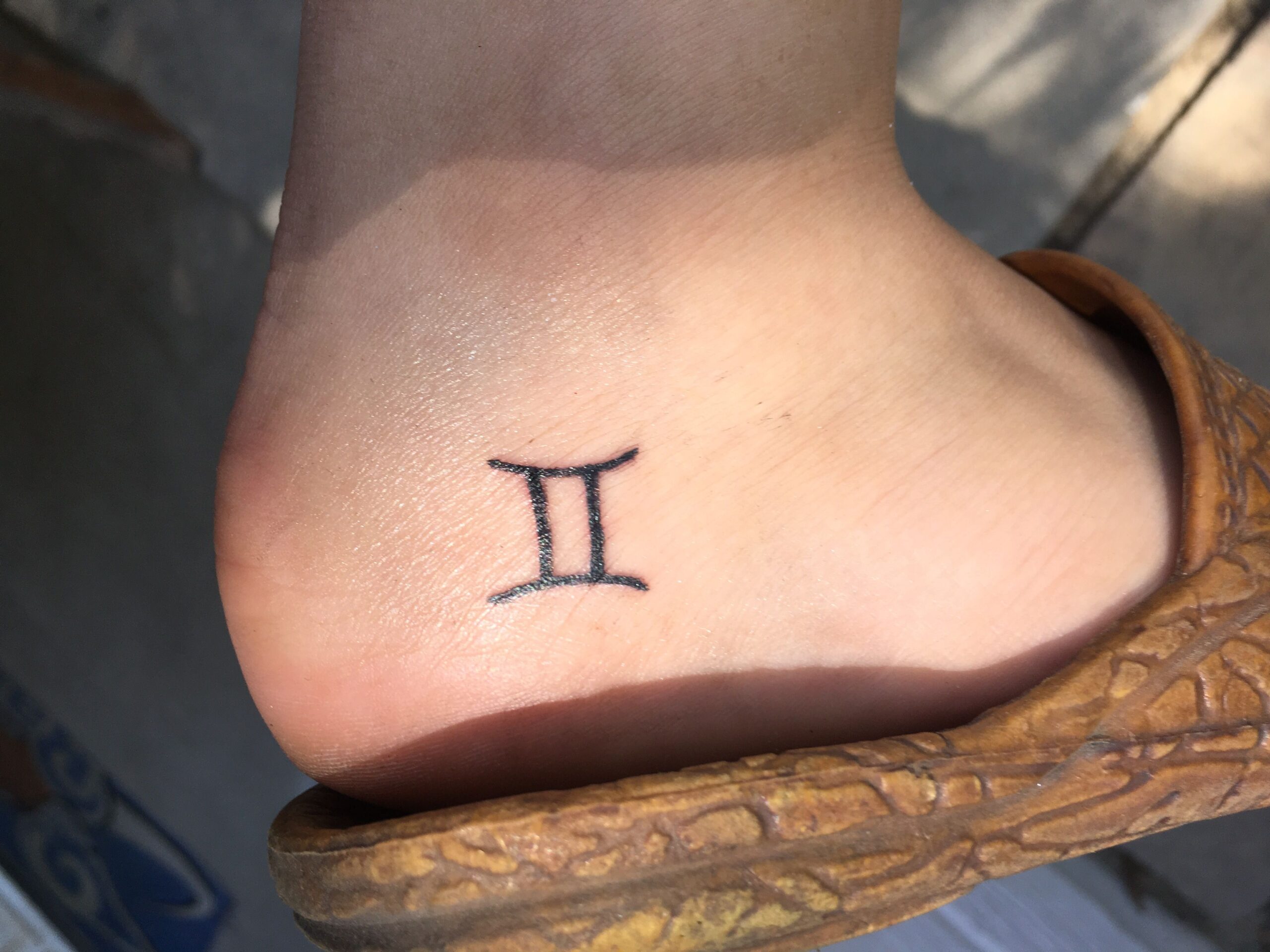 8. Gemini Symbol with Stars Tattoo - wide 4
